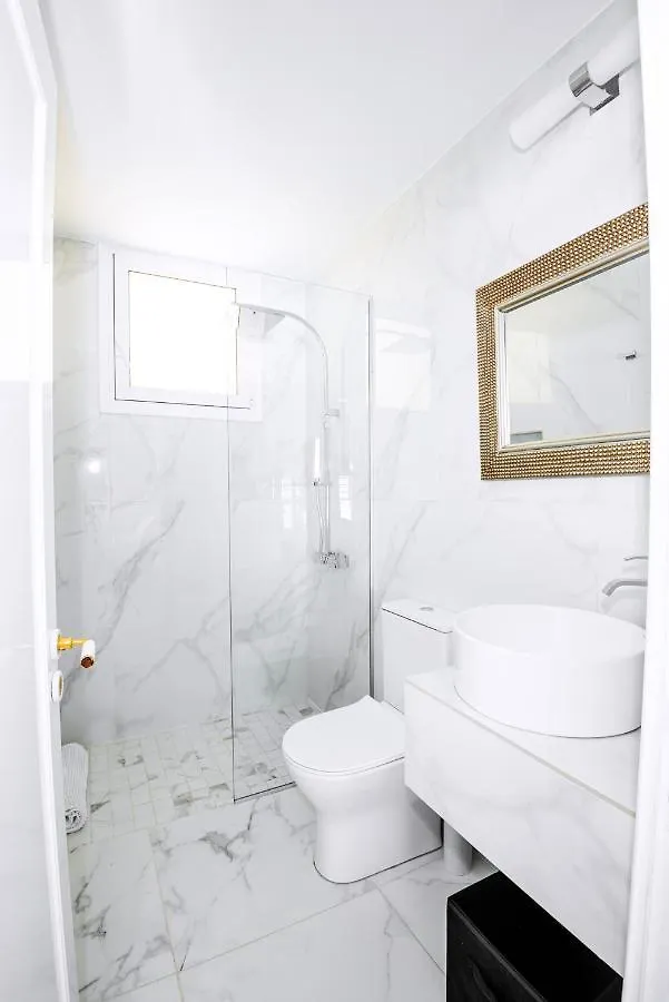 New Leventis Luxury Κing Suite 41-Central Location Ayia Napa